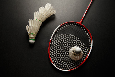 强劲势头不 强劲势头不