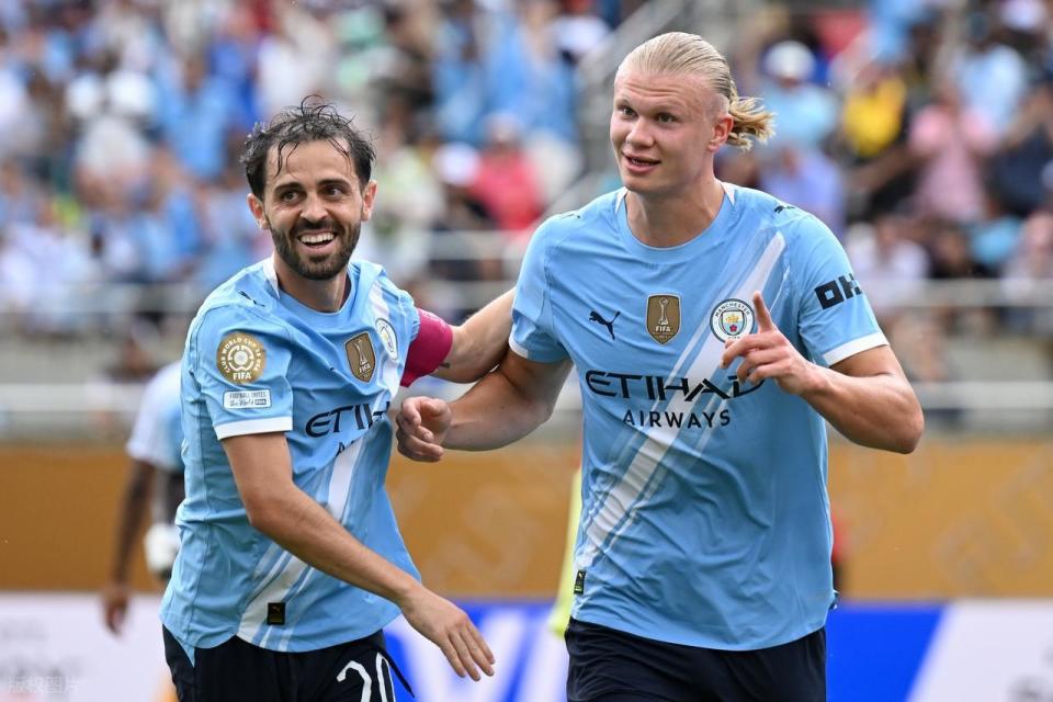 写他的绿茵 写他的绿茵