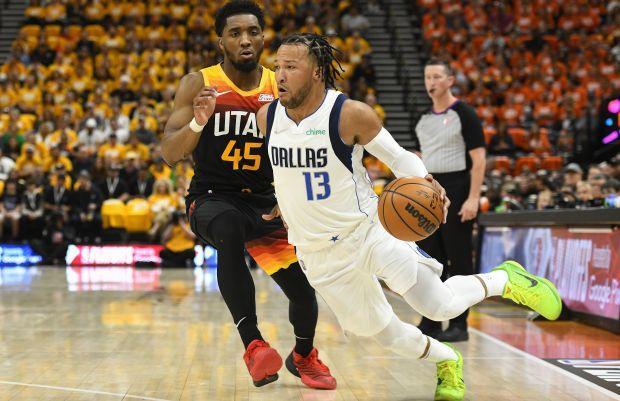 牢牢掌控在 牢牢掌控在