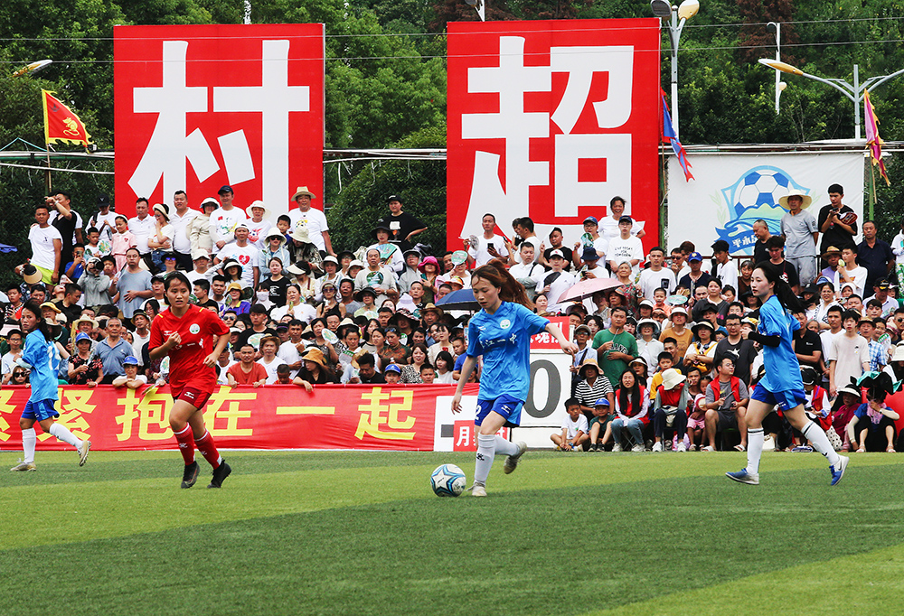 一个防守 一个防守