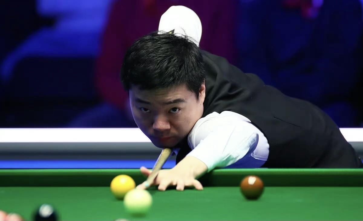 [NBA]霍姆格伦突破妙传 哈滕吃饼暴扣.