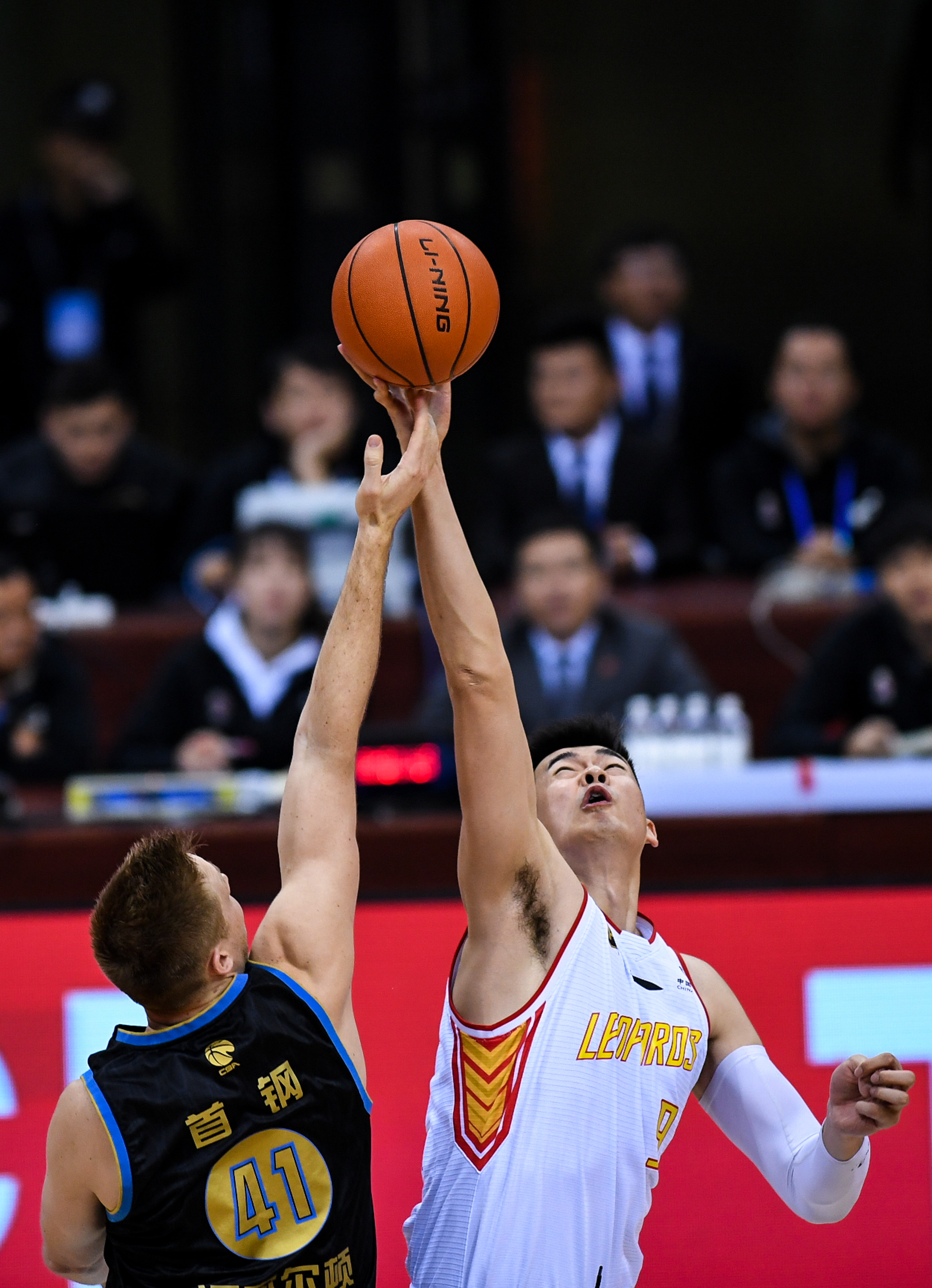 【日职】村上宗隆大联盟争夺战启动　挑战日本野手最高身价｜日本职棒